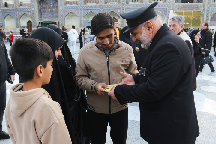 Imam Reza shrine sends invitations for Iftar feasts