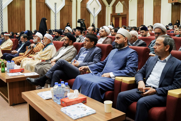 عصر حاضر میں کرامت اور مزاحمت کے حقوق پر علمی نشست کا انعقاد