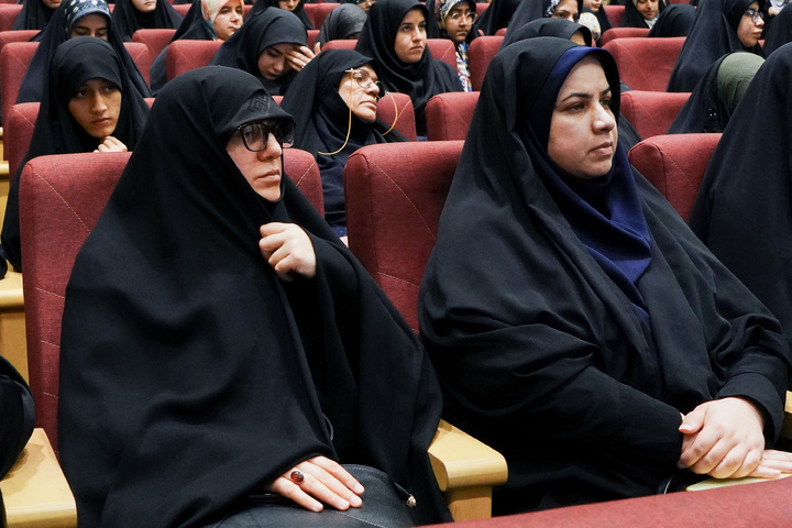 عصر حاضر میں کرامت اور مزاحمت کے حقوق پر علمی نشست کا انعقاد