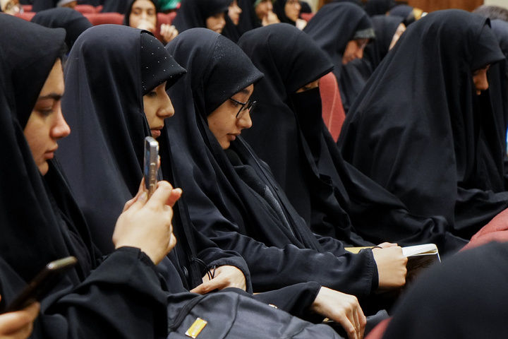 عصر حاضر میں کرامت اور مزاحمت کے حقوق پر علمی نشست کا انعقاد