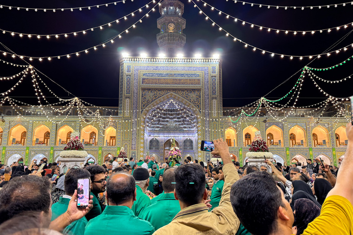 عشرہ ،کرامت کے موقع پر حرم امام رضا(ع) کی نورانی فضا کے مناظر