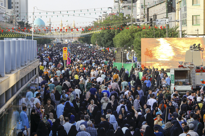 الإحتفال الكبير بمیلاد الإمام الرضا(ع)