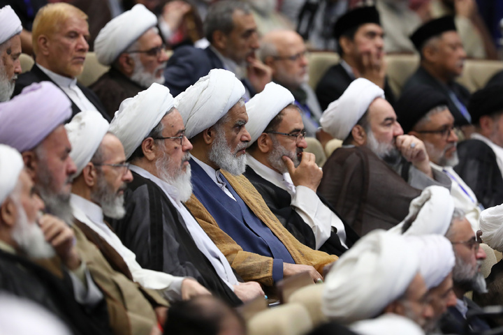 Intl. conference held on centennial of Qom Seminary's re-establishment