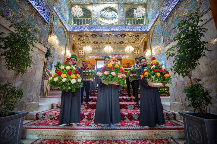گل آرایی ضریح مطهر حسینی ب. مناسبت