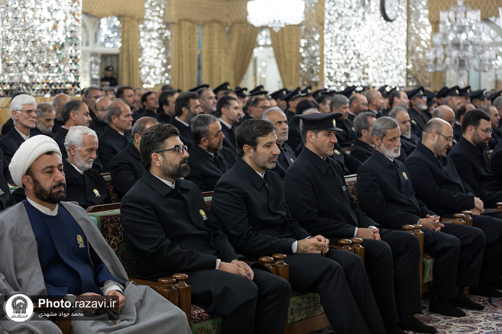 اعطای احکام خادمان بارگاه منور رضوی