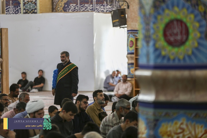 قرائت دعای ندبه در مسجد مقدس جمکران