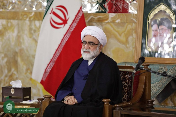 الجهود الحثيثة التي بذلها الشهيد رئيسي في خدمة الشعب تعتبر نموذجاً يحتذى به لمسؤولي البلاد الجهود الحثيثة التي بذلها الشهيد رئيسي في خدمة الشعب تعتبر نموذجاً يحتذى به لمسؤولي البلاد