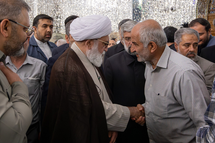 إحياء الذكرى السنوية الأولى لإستشهاد آية الله رئيسي في الحرم الرضوي الشریف