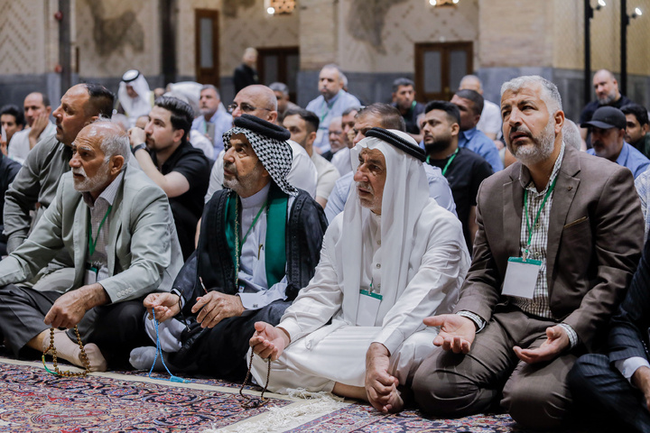 تشرف أصحاب مواكب سامراء بزیارة الحرم الرضوي الشریف