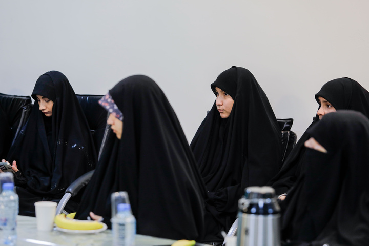 الجلسات التخصصية لمؤتمر الإمام الرضا(ع) الدولي الرابع والعلوم الحدیثة