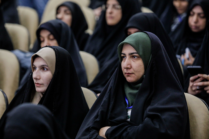 چوتھی بین الاقوامی کانگریس امام رضا(ع) اور عصری علوم کی افتتاحی تقریب کا آغاز