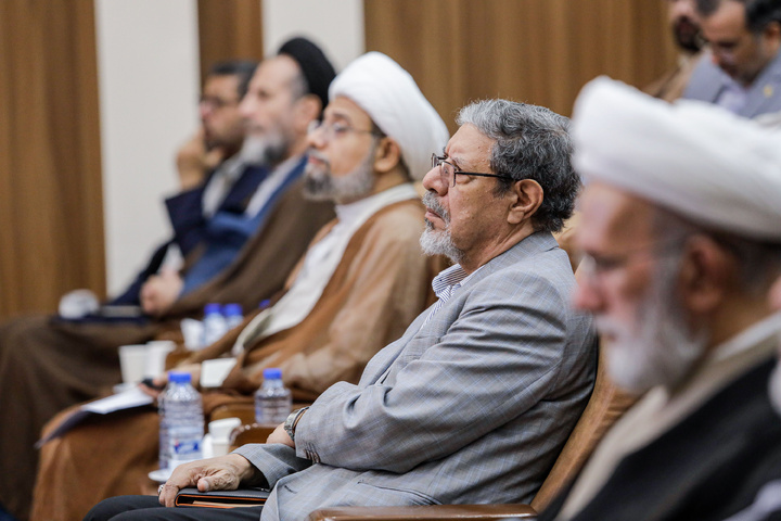 چوتھی بین الاقوامی کانگریس امام رضا(ع) اور عصری علوم کی افتتاحی تقریب کا آغاز