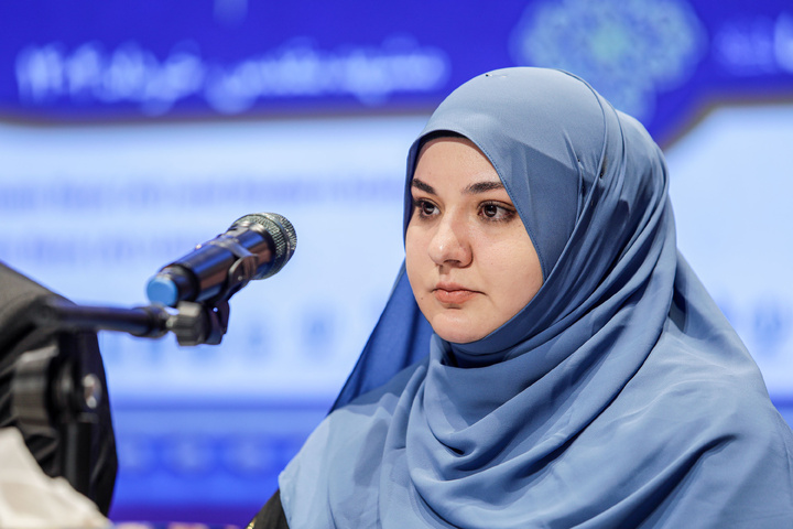 چوتھی بین الاقوامی کانگریس امام رضا(ع) اور عصری علوم کی افتتاحی تقریب کا آغاز