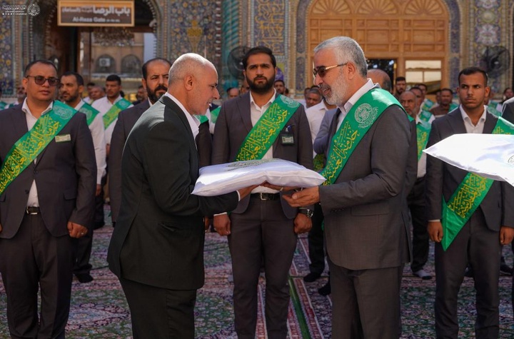 اهداء پرچم غدیر به موسسات و سازمان ها