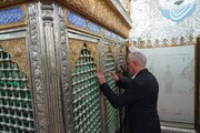 زيارة نائب الأمین العام لحرم الامامین الجوادین(ع) لعتبة الحسين بن الإمام موسى الكاظم (ع)