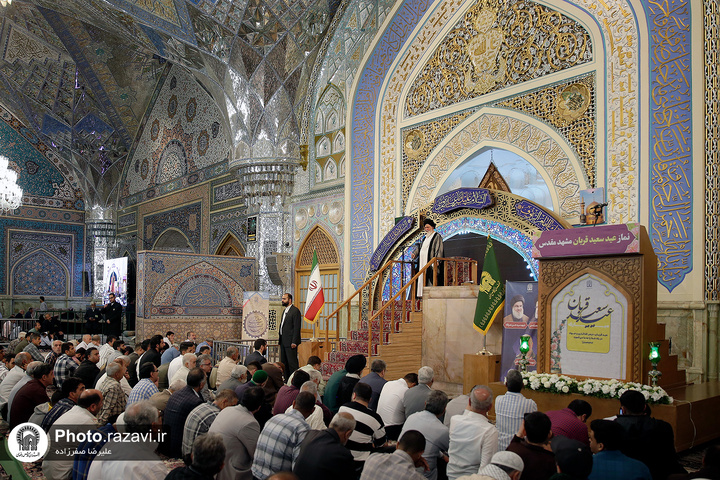 إقامة صلاة عید الأضحی المبارک في الحرم الرضوي الشریف