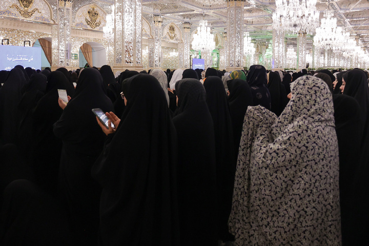 اقامه نماز عید سعید قربان در حرم مطهر رضوی