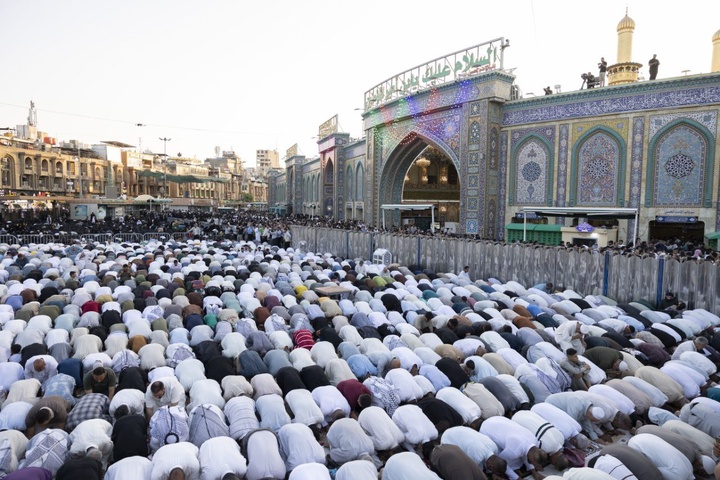 نماز عید در کربلا