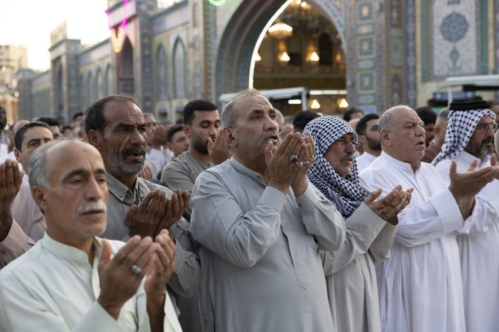 نماز عید در کربلا