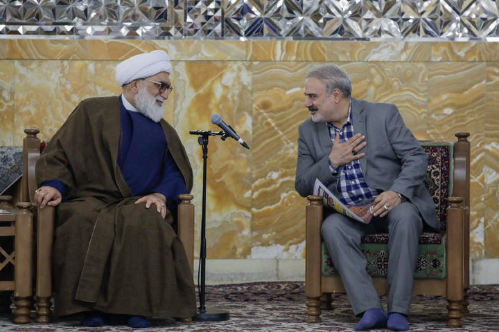 لقاء لجنة تحكيم مهرجان الإمام الرضا (ع) الدولي الرابع للإعلام بمتولي العتبة الرضوية المقدسة