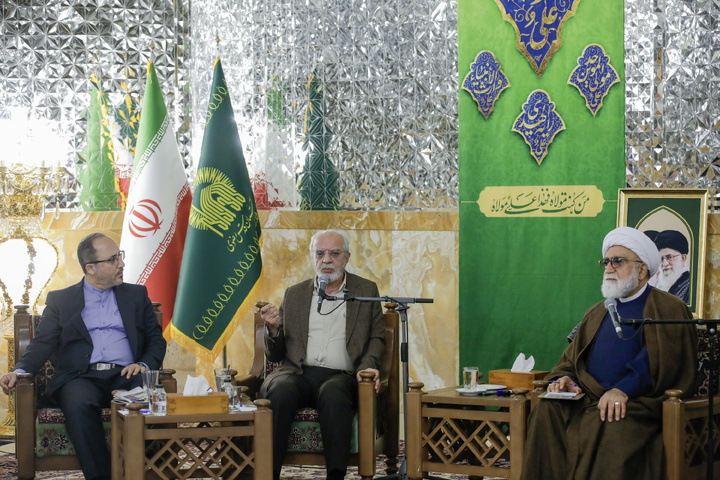 لقاء لجنة تحكيم مهرجان الإمام الرضا (ع) الدولي الرابع للإعلام بمتولي العتبة الرضوية المقدسة