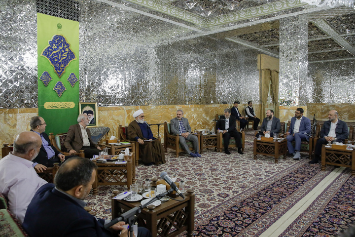 لقاء لجنة تحكيم مهرجان الإمام الرضا (ع) الدولي الرابع للإعلام بمتولي العتبة الرضوية المقدسة