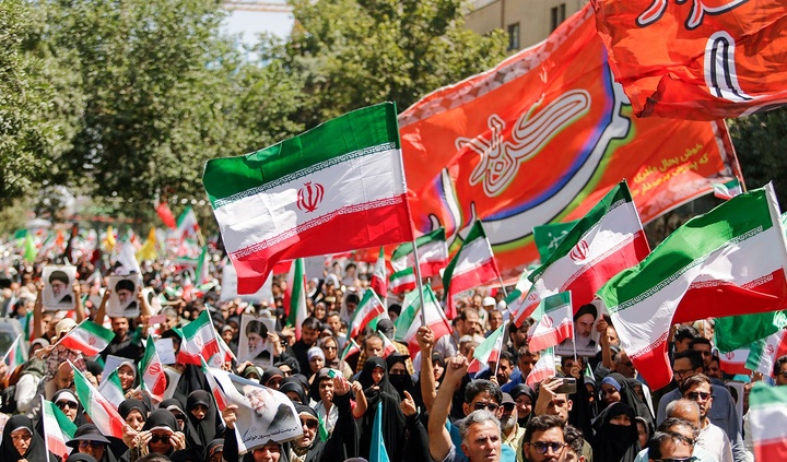 بیانیه آستانهای مقدس  درمحکومیت هتک حرمت رهبرانقلاب بیانیه آستانهای مقدس  درمحکومیت هتک حرمت رهبرانقلاب