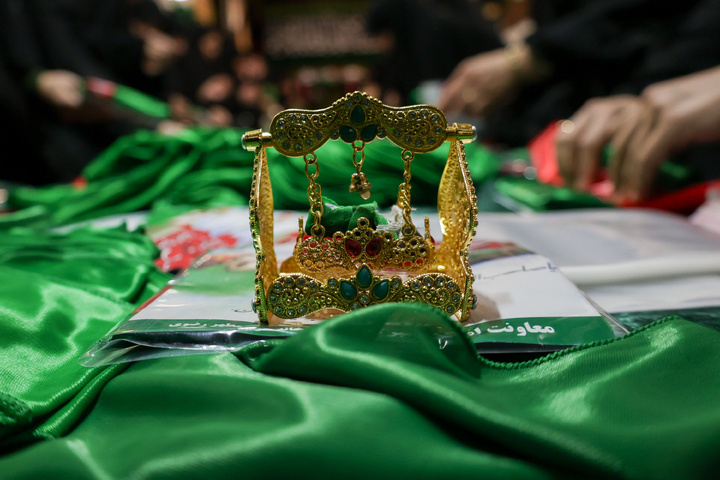 ورشة خياطة ملابس الأطفال الرُضّع الحسینیین