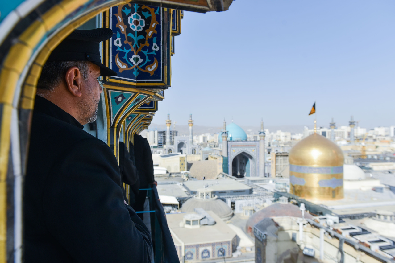 مراسم (صلا) التقلیدیة في اليوم الأول من شهر محرم الحرام في الحرم الرضوي الشریف