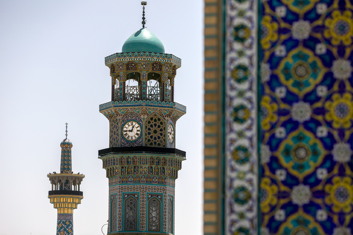 محرم الحرام کی مناسبت سے حرم امام رضا علیہ السلام سیاہ پوش