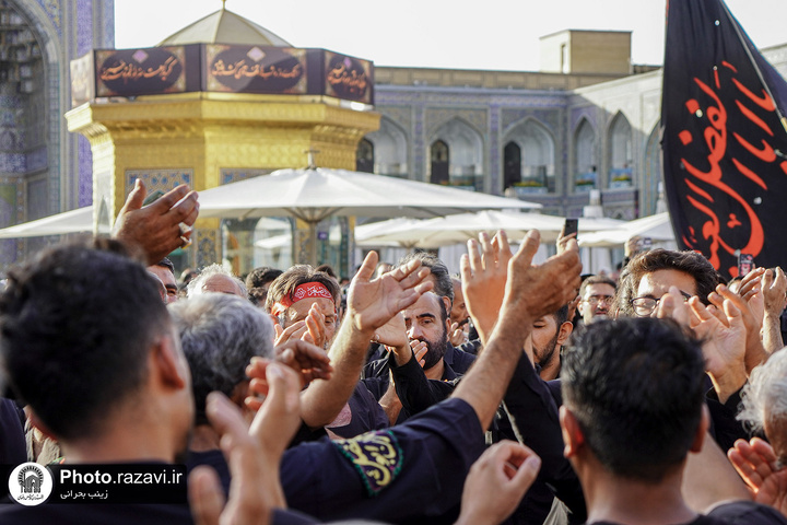 حرم امام رضا (ع) میں نومحرم الحرام کی مناسبت سے عزاداری کا انعقاد
