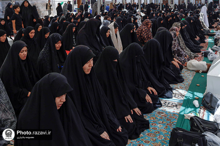حرم امام رضا (ع) میں نومحرم الحرام کی مناسبت سے عزاداری کا انعقاد