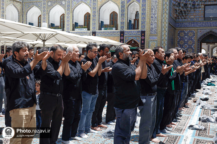 حرم امام رضا (ع) میں نومحرم الحرام کی مناسبت سے عزاداری کا انعقاد