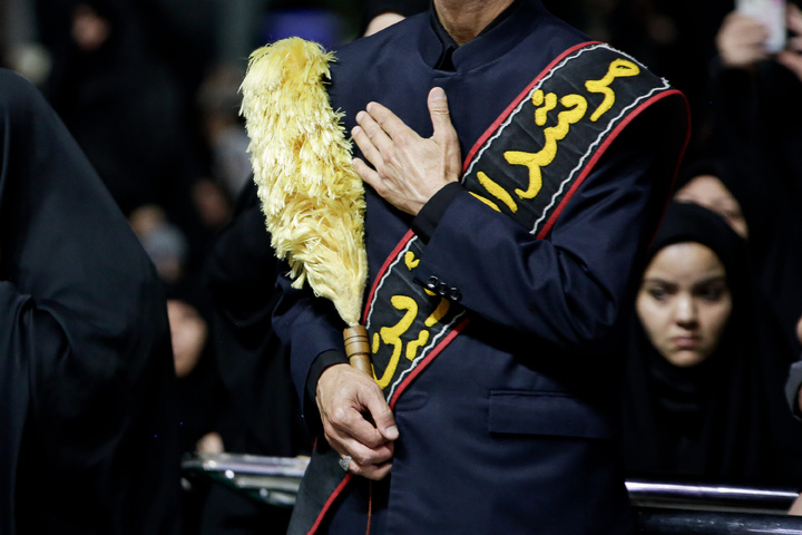 غیرملکی زائرین کی موجودگی میں امام حسیین (ع) کی شامِ غریباں کے مراسم