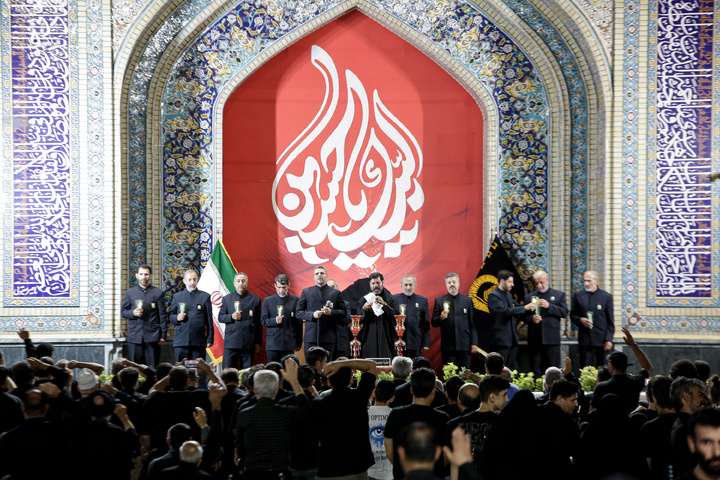 غیرملکی زائرین کی موجودگی میں امام حسیین (ع) کی شامِ غریباں کے مراسم