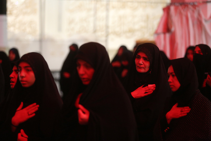 عزاداری شهادت امام سجاد علیه السلام در حرم مطهر بانوی کرامت