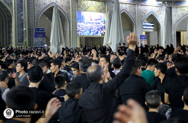 مراسم عزاء موکب الإمام موسی بن جعفر(ع) في الحرم الرضوي الشریف