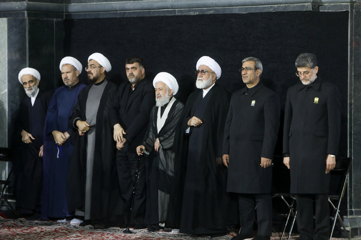 بزرگداشت شهدا در حرم مطهر رضوی