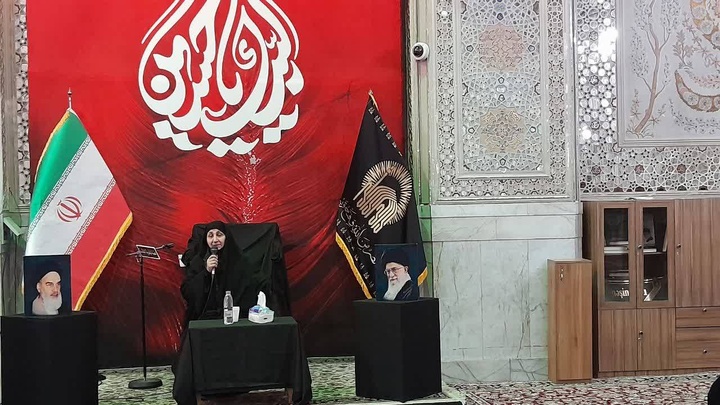 إقامة مراسم« ما رأیت إلا جمیلا» خاصة بالزائرات العربیات في الحرم الرضوي الشریف