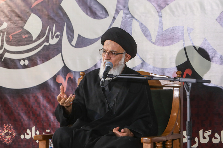 Mourning ceremony for Imam Sajjad held at Dar al-Elm School