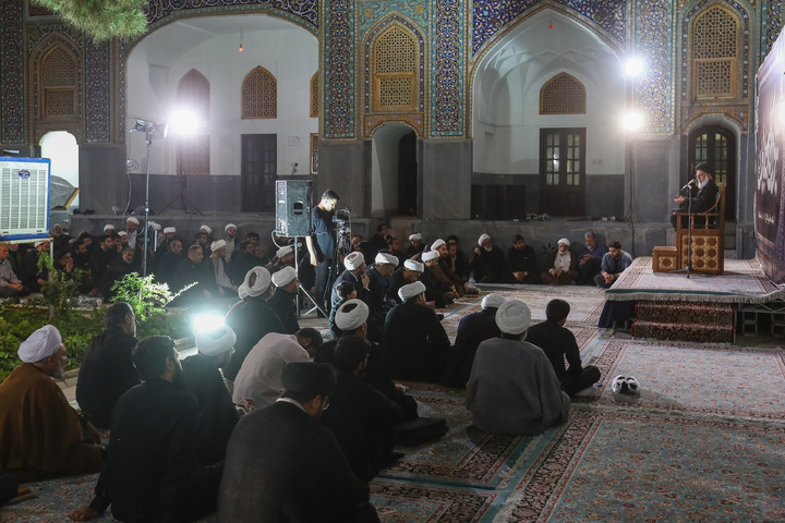 Mourning ceremony for Imam Sajjad held at Dar al-Elm School