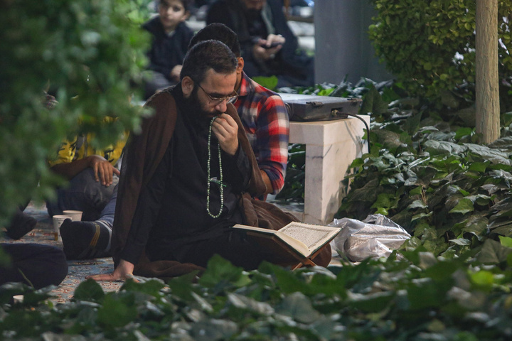 Mourning ceremony for Imam Sajjad held at Dar al-Elm School