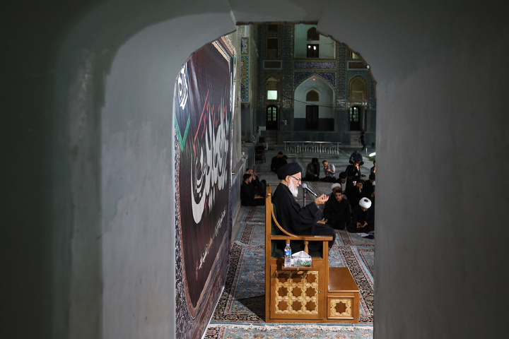 Mourning ceremony for Imam Sajjad held at Dar al-Elm School