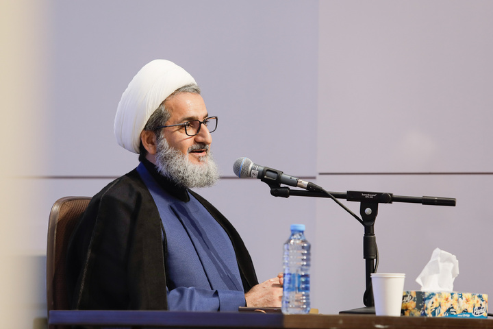 Persian language refresher course for Uzbek professors held at IRIU