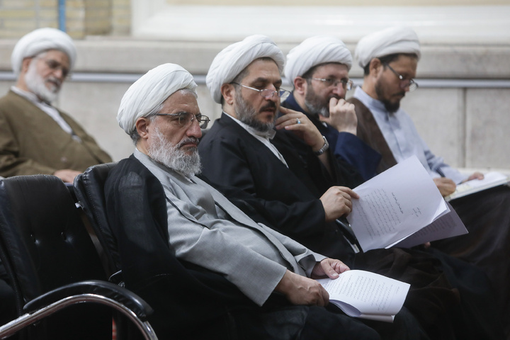 إزاحة الستار عن کتاب «دروس في الجبر و الإختیار»