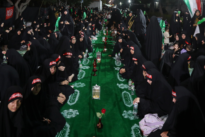 مائدة السيدة رقية (س) في مشهد