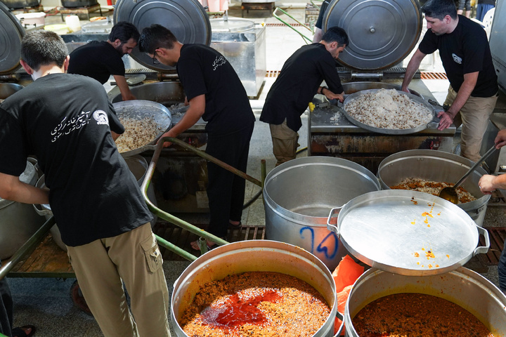 Central Kitchen of Astan Quds Razavi set up at Mehran Border