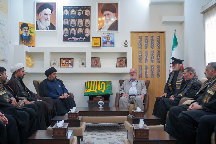 Imam Reza shrine servants present along Arbaeen pilgrimage route