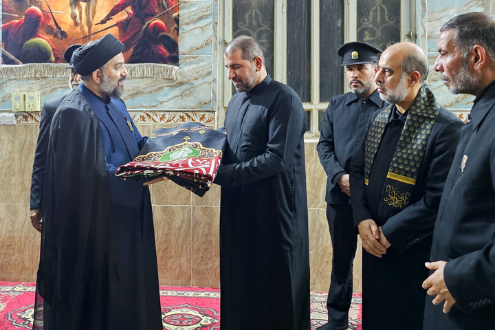 Imam Reza shrine servants present along Arbaeen pilgrimage route