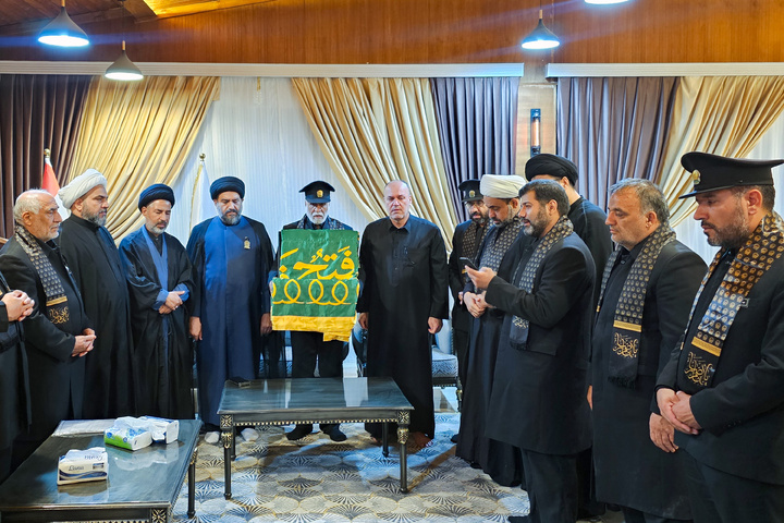 Imam Reza shrine servants present along Arbaeen pilgrimage route